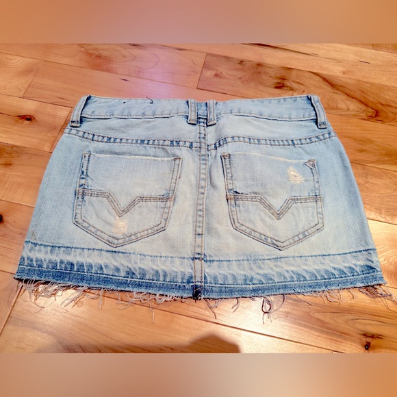 Guess Distressed Mini Skirt - Picture 2 of 5